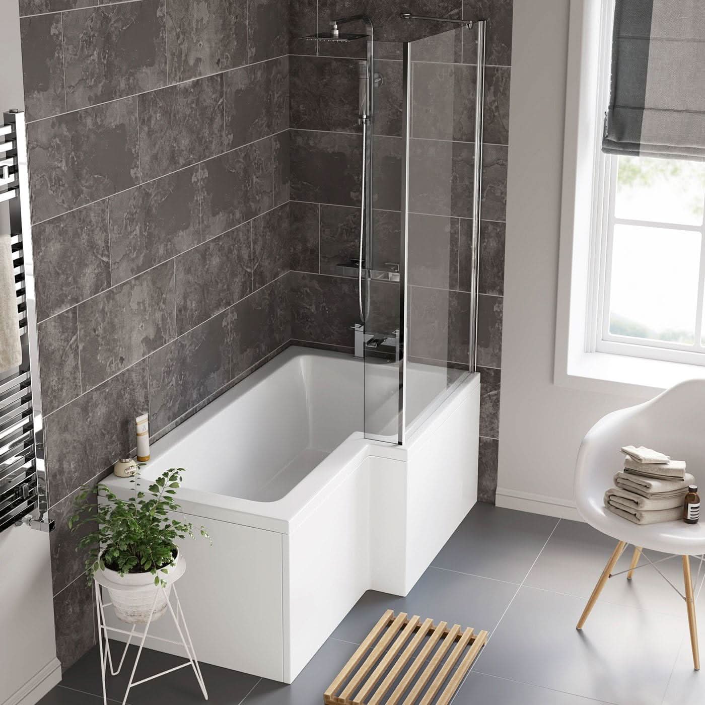 iBathUK Strux Right Hand L-Shaped Shower Bath, Modern Acrylic Bath with Toughened Glass Screen Included, P Shaped Bath with Screen, 1700 x 850mm