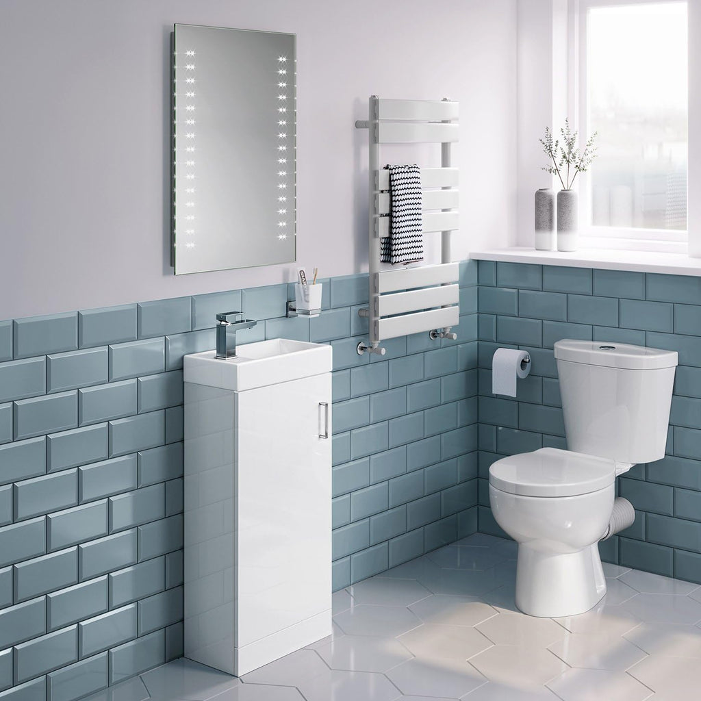 iBathUK Orion LED Bathroom Mirror, Battery Powered Rectangular Mirror, Illuminated Frameless Modern Wall Mirror, Grey, 500x700mm